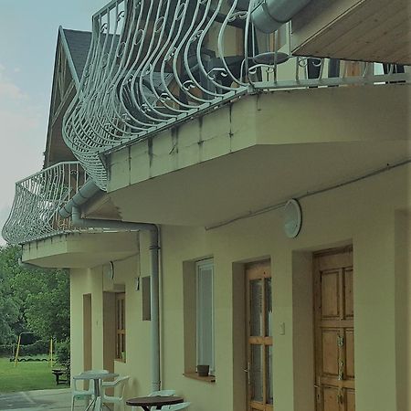 Fasor Vendeghaz Hotel Balatonszemes Bagian luar foto
